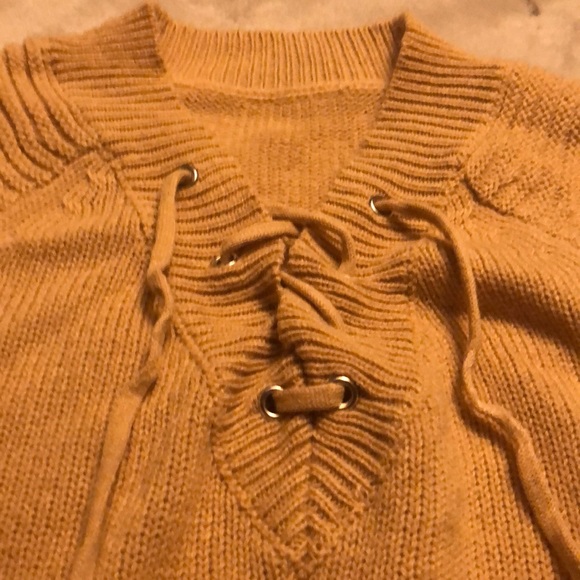 Sweater - Picture 3 of 3